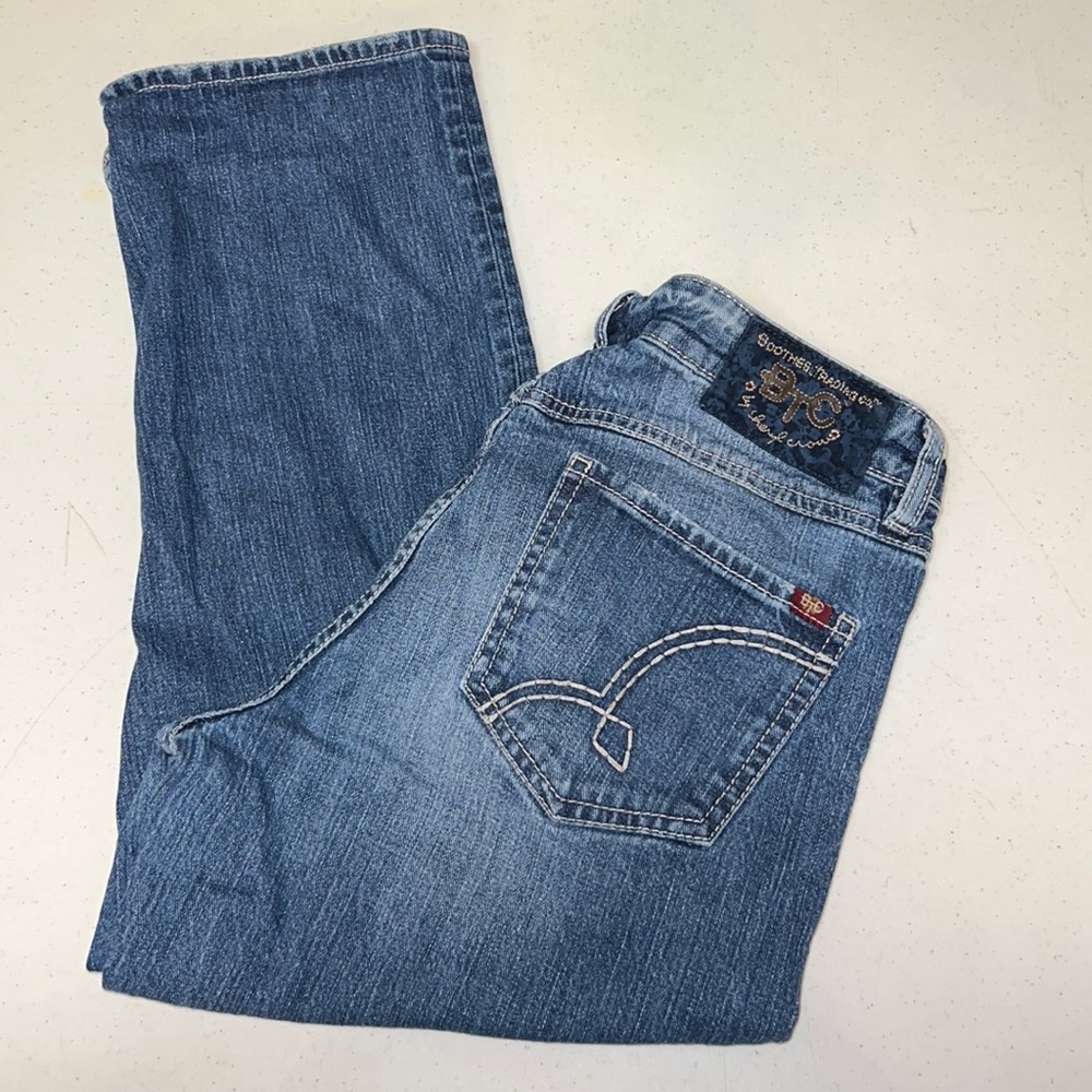Bootheel Trading Co. By Sheryl Crow Kennett Beach Blue Denim Capris